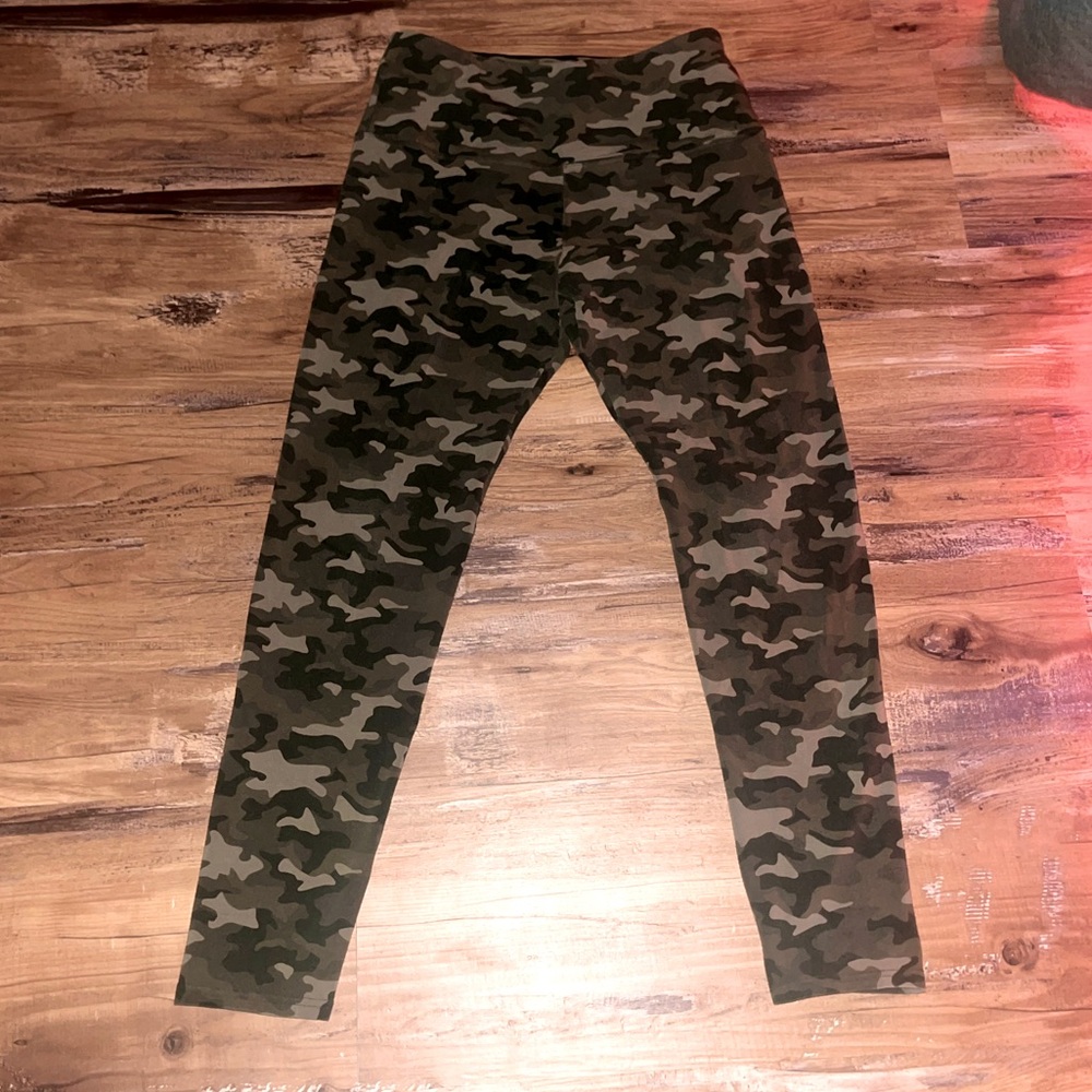 camo leggings, size small, pants, camo, tatoop